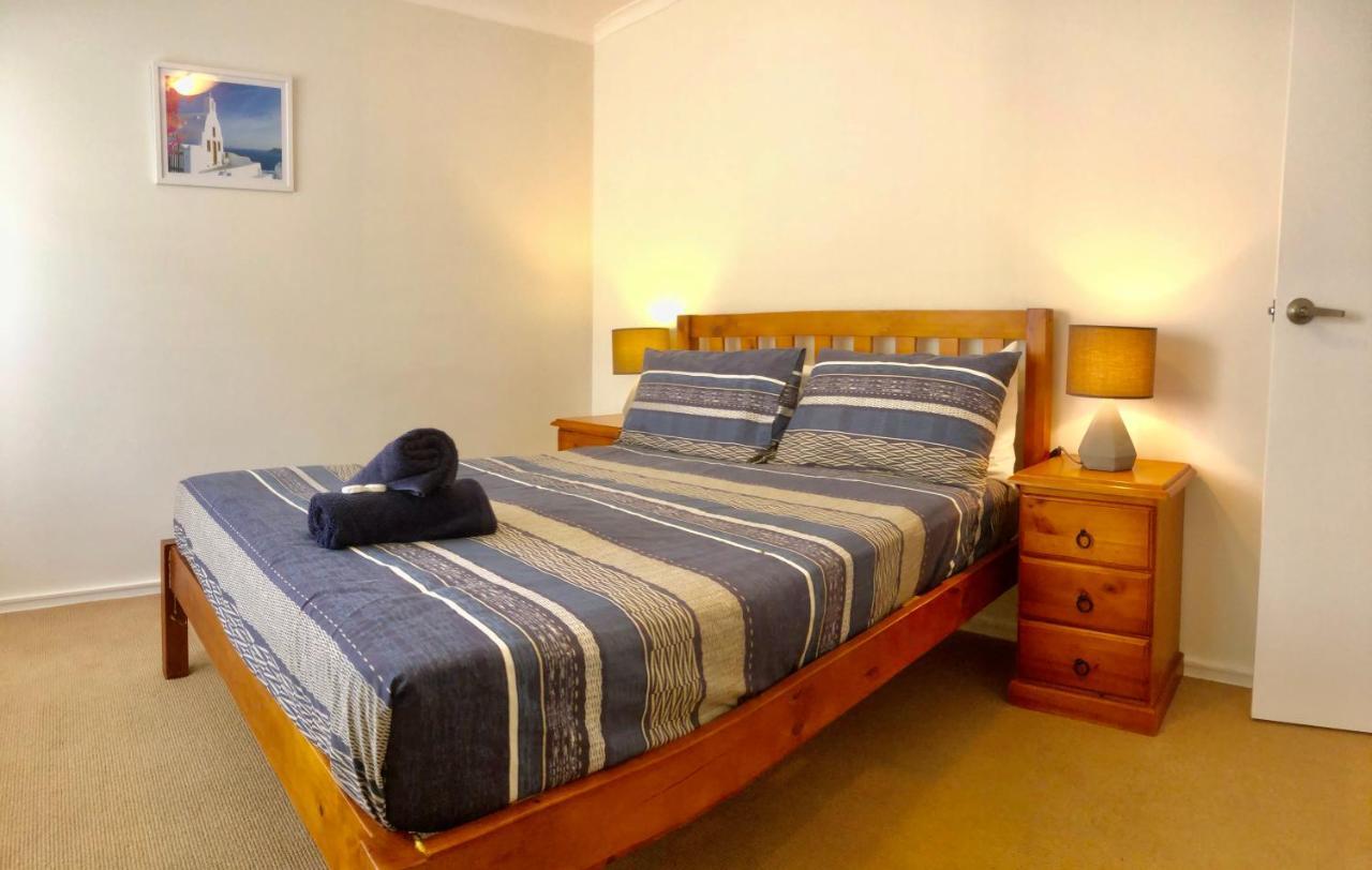 Beach House Opposite Ocean 4 Bed 2 Bathroom With Pool Geraldton Zewnętrze zdjęcie